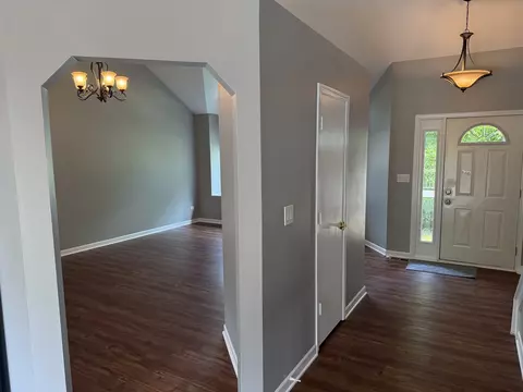 Entry Way - 1715 Pembrook Ct, Plainfield, IL 60586 photo 1 of 5
