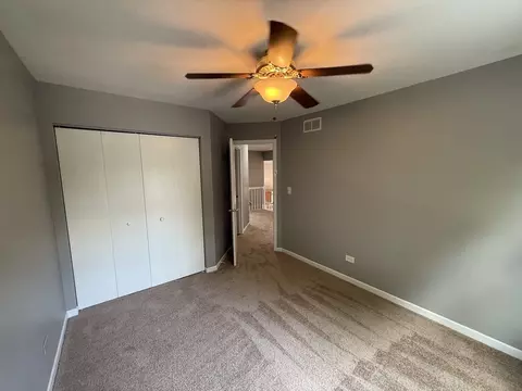 Bedroom - 1715 Pembrook Ct, Plainfield, IL 60586 photo 6 of 6