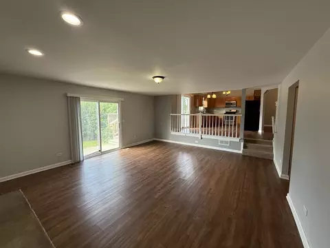 Living - 1715 Pembrook Ct, Plainfield, IL 60586 photo 5 of 5