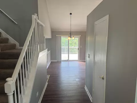 Entry Way - 1715 Pembrook Ct, Plainfield, IL 60586 photo 2 of 5