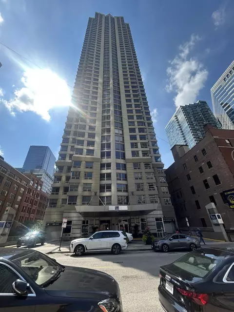 440 N Wabash Ave #1803, Chicago, IL 60611