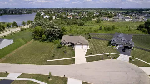 View/Area - 112 Farmstead Ct, Mchenry, IL 60050 photo 1 of 1