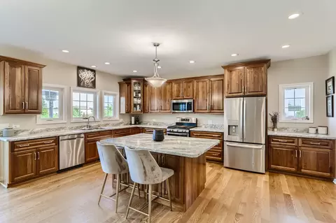Kitchen - 112 Farmstead Ct, Mchenry, IL 60050 photo 1 of 4