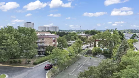 View/Area - 5450 Astor Ln #216, Rolling Meadows, IL 60008 photo 3 of 3