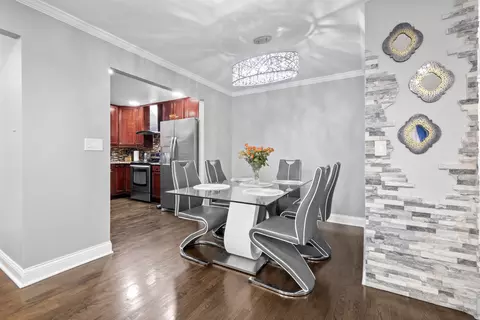 Dining - 5450 Astor Ln #216, Rolling Meadows, IL 60008 photo 1 of 1
