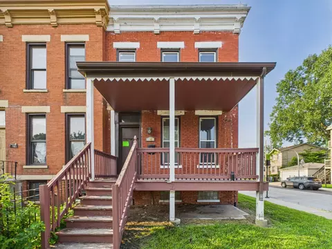 656 E Bowen Ave, Chicago, IL 60653