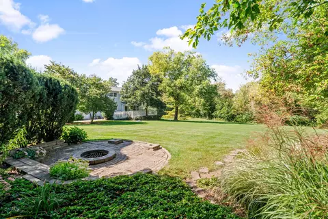 522 Joy Ln, Sleepy Hollow, IL 60118 photo 2
