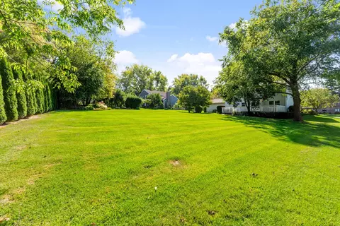 522 Joy Ln, Sleepy Hollow, IL 60118 photo 4