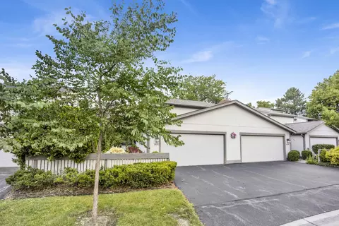 2631 Smith St, Rolling Meadows, IL 60008 photo 2