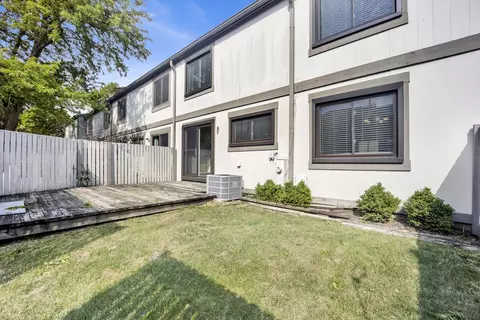 2631 Smith St, Rolling Meadows, IL 60008 photo 24
