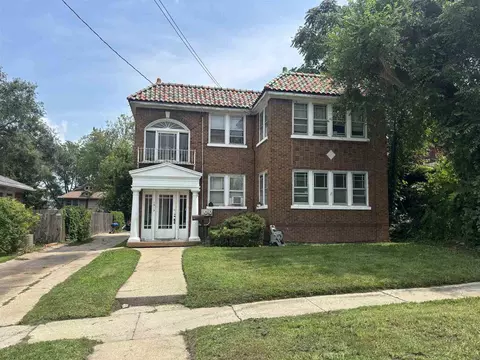 1315 N Court St, Rockford, IL 61103
