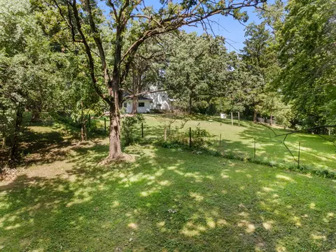 Exterior - 39132 N Mound Ave, Spring Grove, IL 60081 photo 7 of 10
