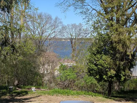 View/Area - 39132 N Mound Ave, Spring Grove, IL 60081 photo 1 of 4