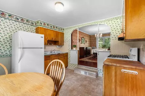 Kitchen - 39132 N Mound Ave, Spring Grove, IL 60081 photo 2 of 2