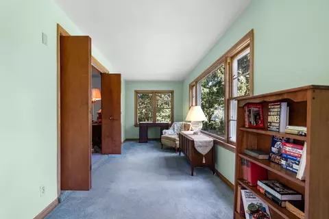 Entry Way - 39132 N Mound Ave, Spring Grove, IL 60081 photo 2 of 2