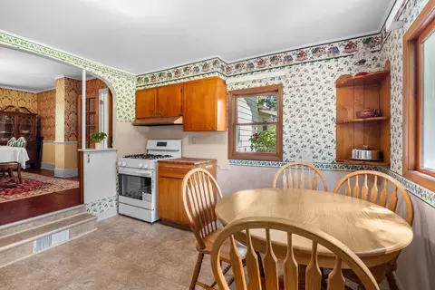 Kitchen - 39132 N Mound Ave, Spring Grove, IL 60081 photo 1 of 2