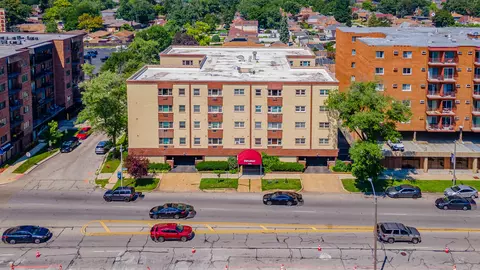 7840 W North Ave #5H, Elmwood Park, IL 60707