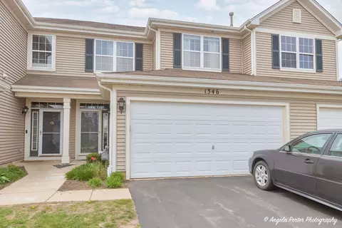 1346 Prescott Dr, Fox Lake, IL 60020