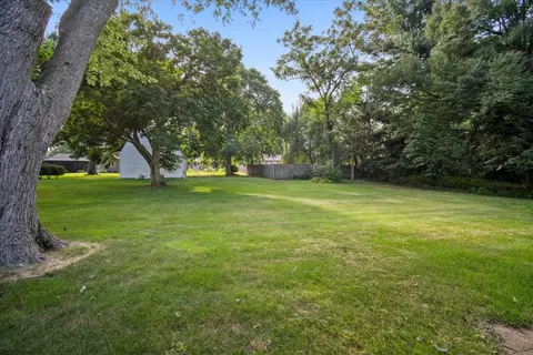 111 N Adelaide St, Normal, IL 61761 photo 32