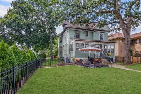 903 Douglas Ave, Elgin, IL 60120 photo 31