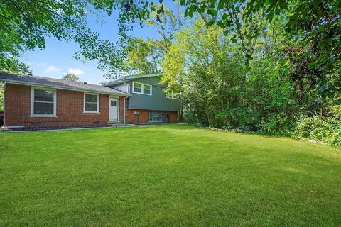 Exterior - 3508 Maple Ln, Hazel Crest, IL 60429 photo 6 of 8