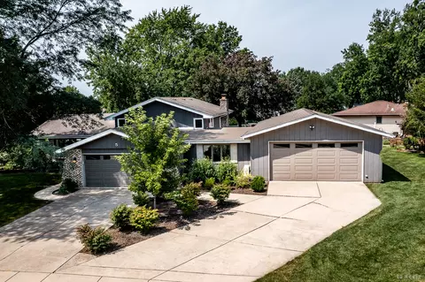 5 Nelson Rd, New Lenox, IL 60451