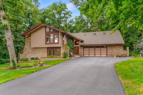 16208 S Pin Oak Ct, Homer Glen, IL 60491