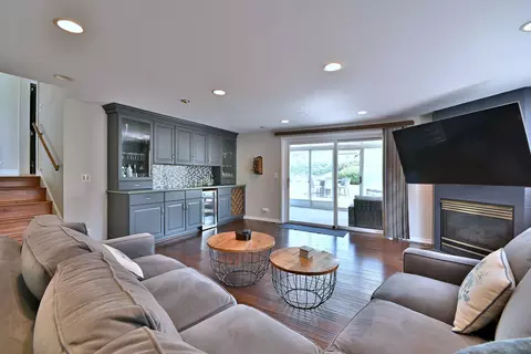 143 E Jackson St, Elmhurst, IL 60126 photo 33