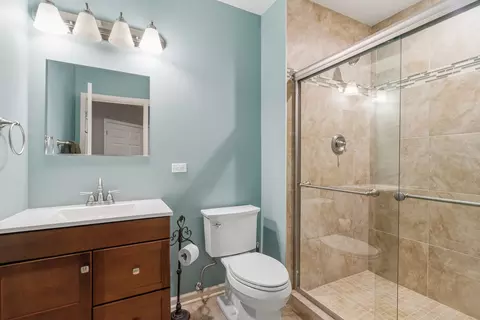 Bath - 11924 195th St, Mokena, IL 60448 photo 5 of 5