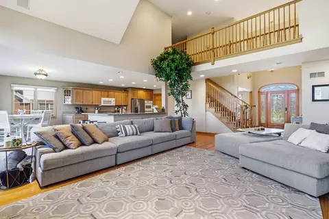 Living - 11924 195th St, Mokena, IL 60448 photo 1 of 6