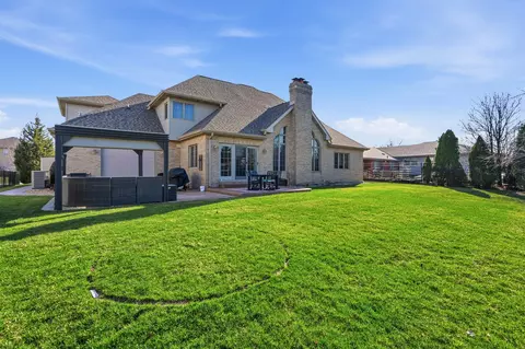 Exterior - 11924 195th St, Mokena, IL 60448 photo 4 of 14