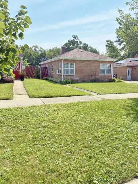 1419 N Ashbel Ave, Berkeley, IL 60163 photo 1