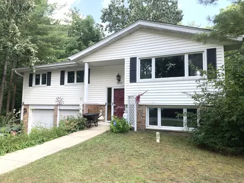 1285 Appleby Ct, Mundelein, IL 60060