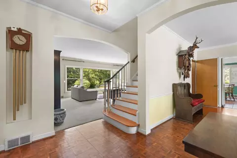 1011 Central Rd, Glenview, IL 60025 photo 5