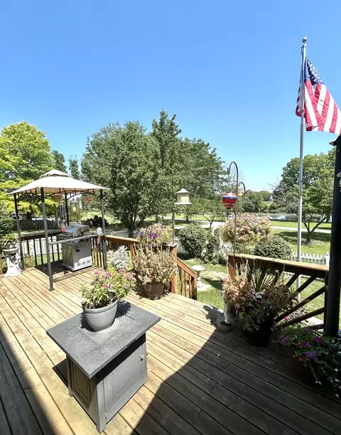 Exterior - 2202 Riverside Dr, Plainfield, IL 60586 photo 4 of 12