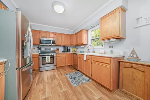 Kitchen - 2202 Riverside Dr, Plainfield, IL 60586 photo 2 of 3