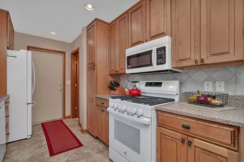 310 Lee St, Manhattan, IL 60442 photo 8