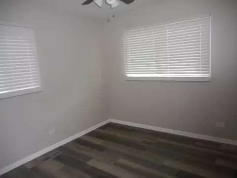 1860 Ashley Rd, Hoffman Estates, IL 60169 photo 13