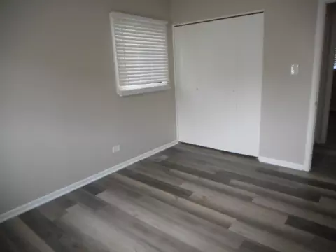 1860 Ashley Rd, Hoffman Estates, IL 60169 photo 18