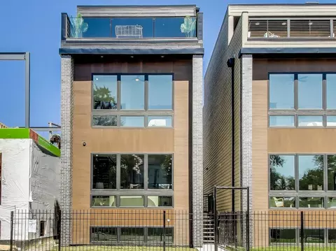 4212 W 5th Ave, Chicago, IL 60624