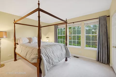 Bedroom - 2305 Tracy Ln, Algonquin, IL 60102 photo 3 of 4
