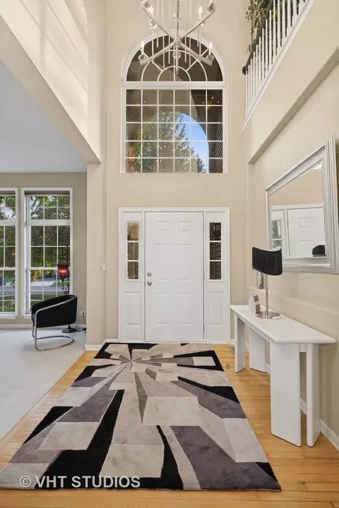 Entry Way - 2305 Tracy Ln, Algonquin, IL 60102 photo 1 of 3