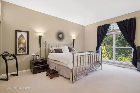 Bedroom - 2305 Tracy Ln, Algonquin, IL 60102 photo 1 of 4