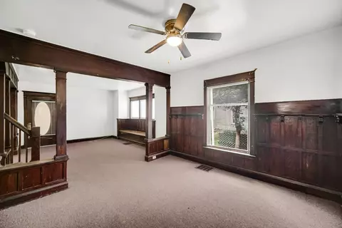 Living - 744 S Elm Ave, Kankakee, IL 60901 photo 7 of 7