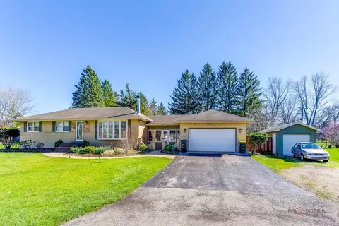 23 W073 Dickens Ave, Glen Ellyn, IL 60137