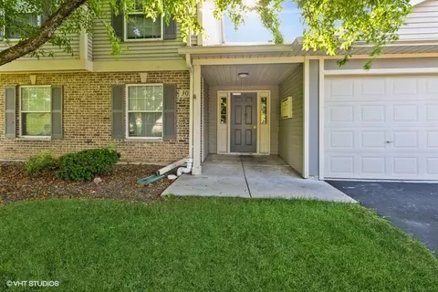 305 Buckingham Cir #A, Elgin, IL 60120