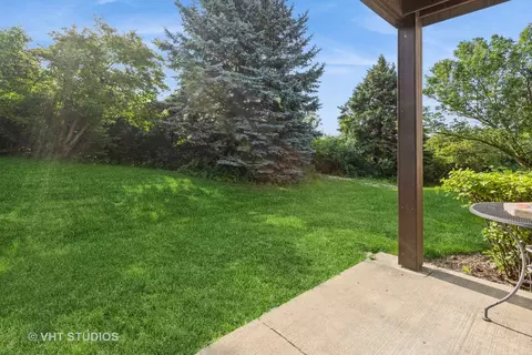 Other - 305 Buckingham Cir #A, Elgin, IL 60120 photo 3 of 7