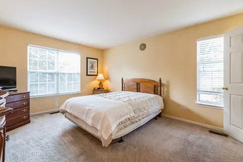 Bedroom - 305 Buckingham Cir #A, Elgin, IL 60120 photo 1 of 3
