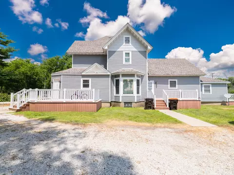 718 W Third S St, Wenona, IL 61377