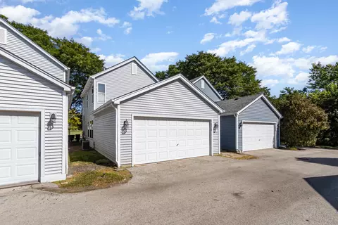 2218 Dalewood Ct, Plainfield, IL 60586 photo 2